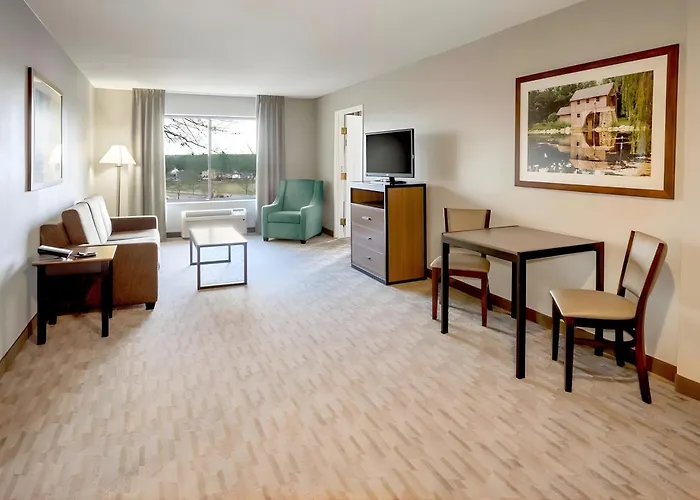 Riverview Inn & Suites, An Ascend Collection Hotel